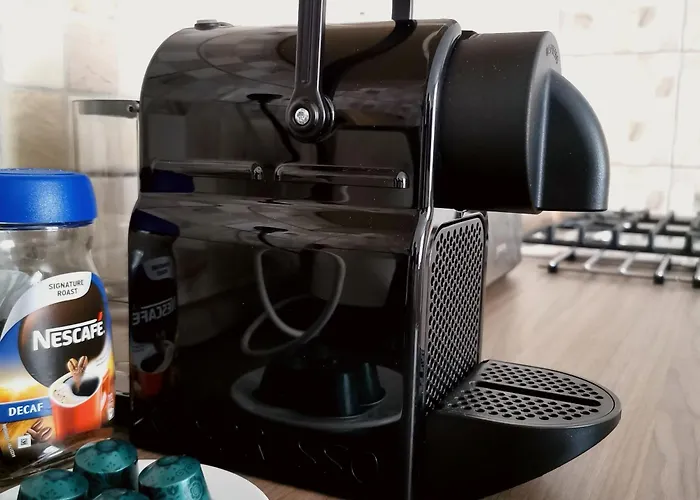 Cozyhome The Castle - Spacious, Quiet, High Ceiling